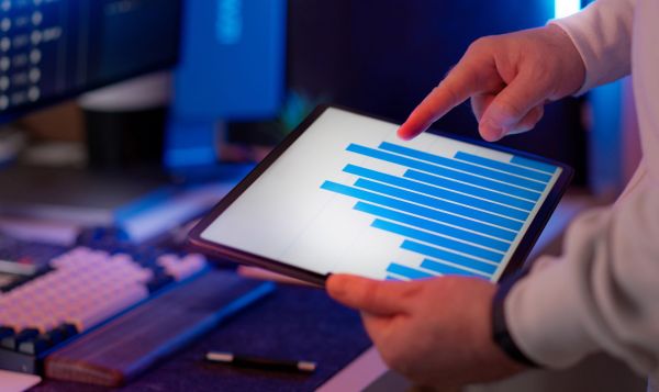 Power BI face à ses concurrents : comment choisir l'outil adapté ?